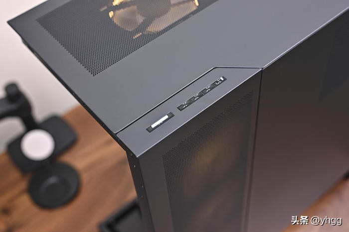 黑金全塔海景房——ROGZ790HERO+4080猛禽+追风者NV7装机展示