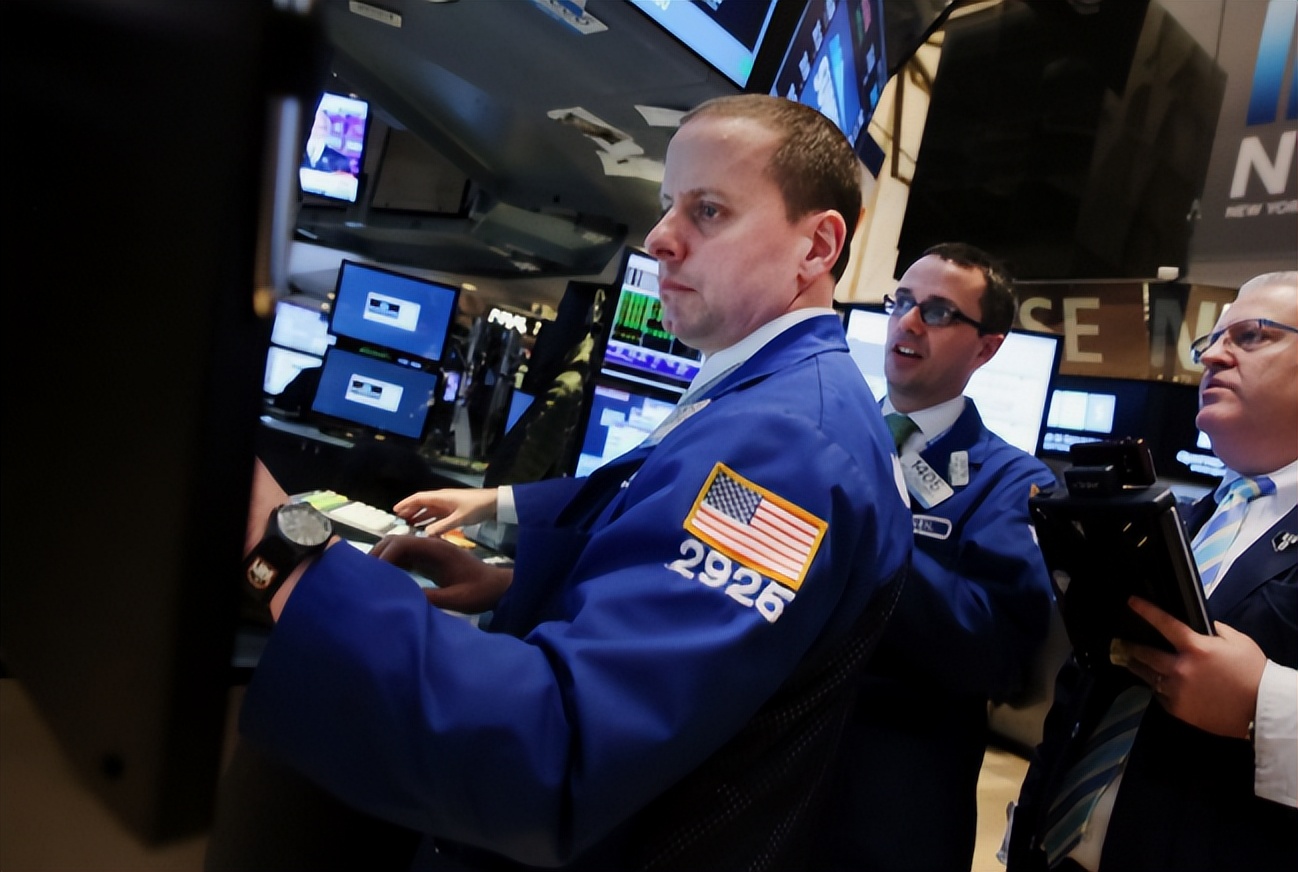 全球13台根服务器，美国10台中国1台没有，若被关闭服务怎么办？