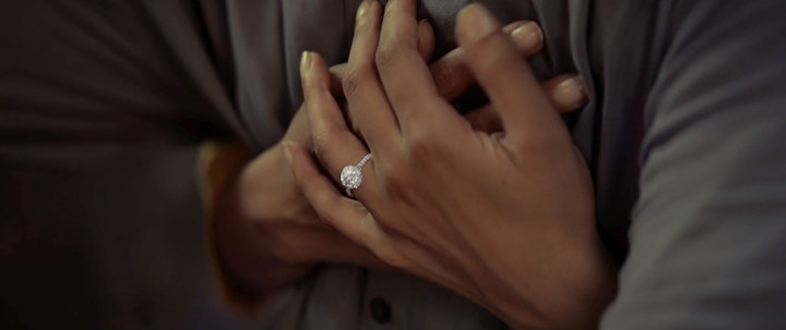 比钻石还硬便宜的人造钻石,人造钻石比天然的品质更好