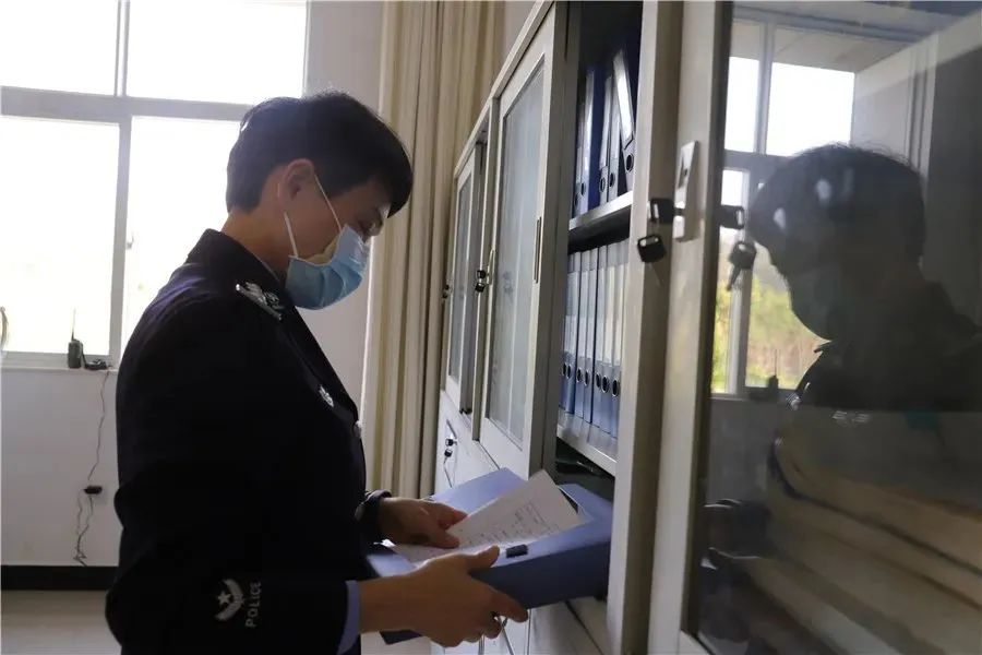 泼水节的来历和习俗简单的,西双版纳将云过泼水节