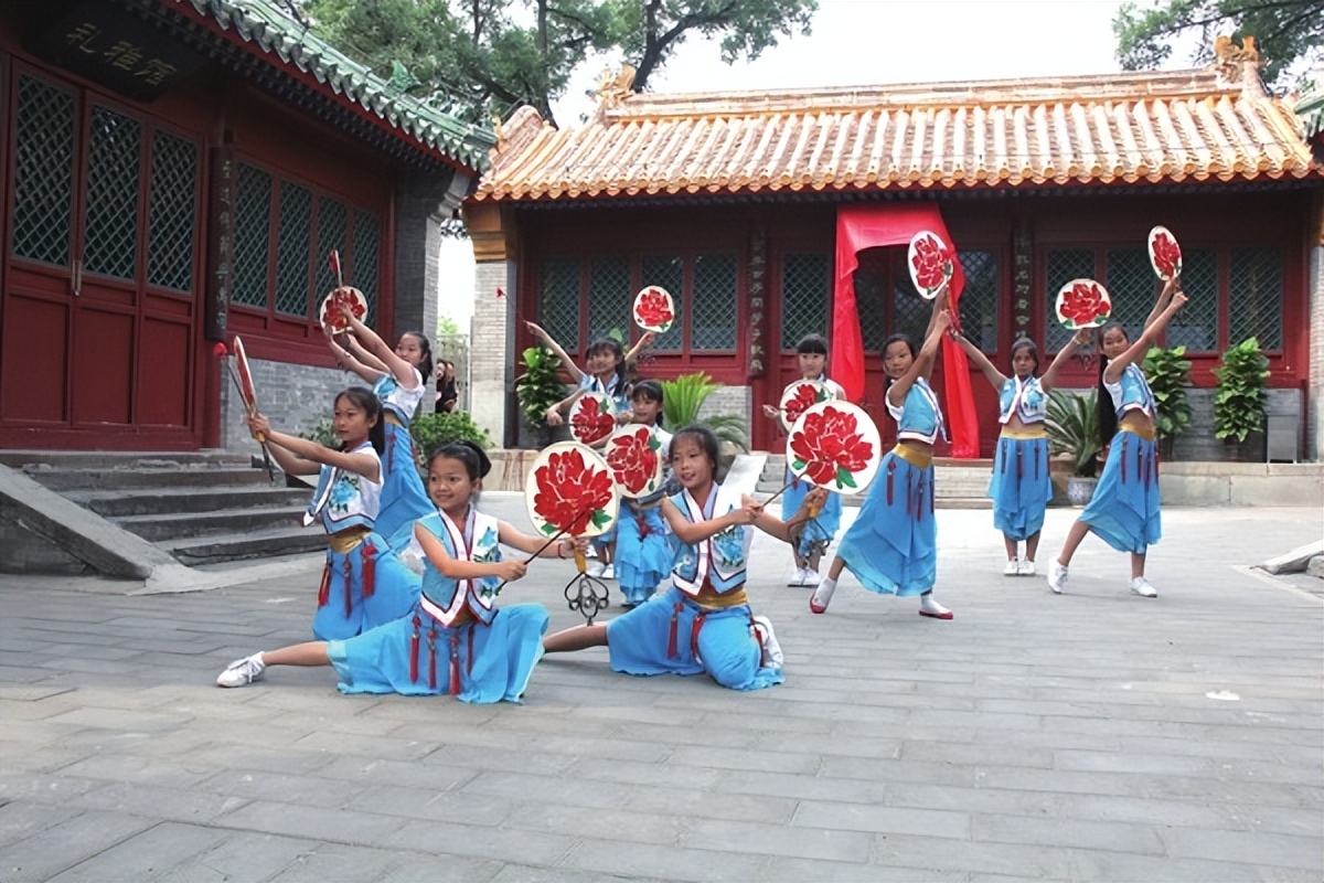 北京门头沟三家店小学93届,北京门头沟龙泉小学和三家店小学