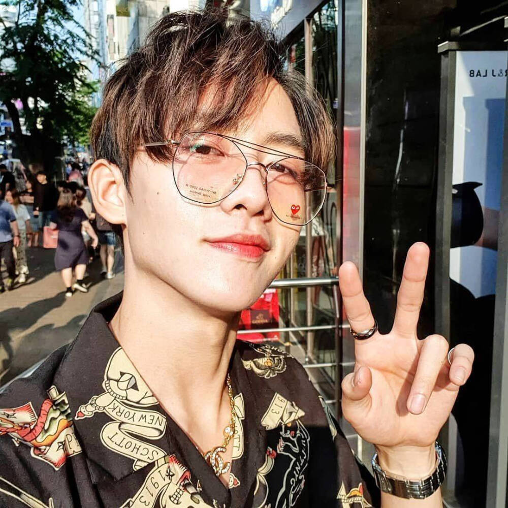 他泰一眼万年的外观2:南农的酒窝,呆的喉结,普明的耳边痣