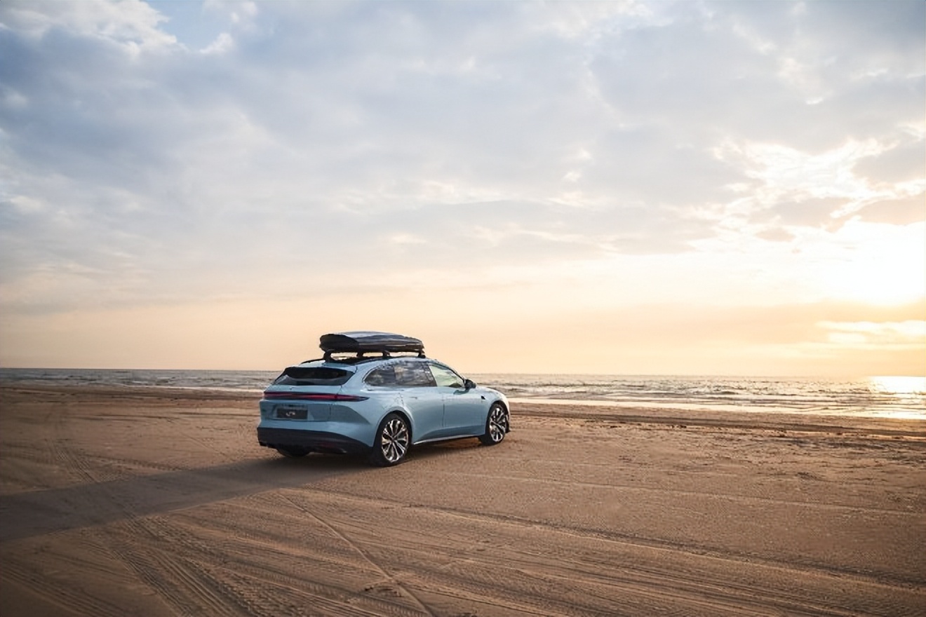 蔚来新车et5旅行版后排腿部,蔚来et5旅行版加行李箱能耗