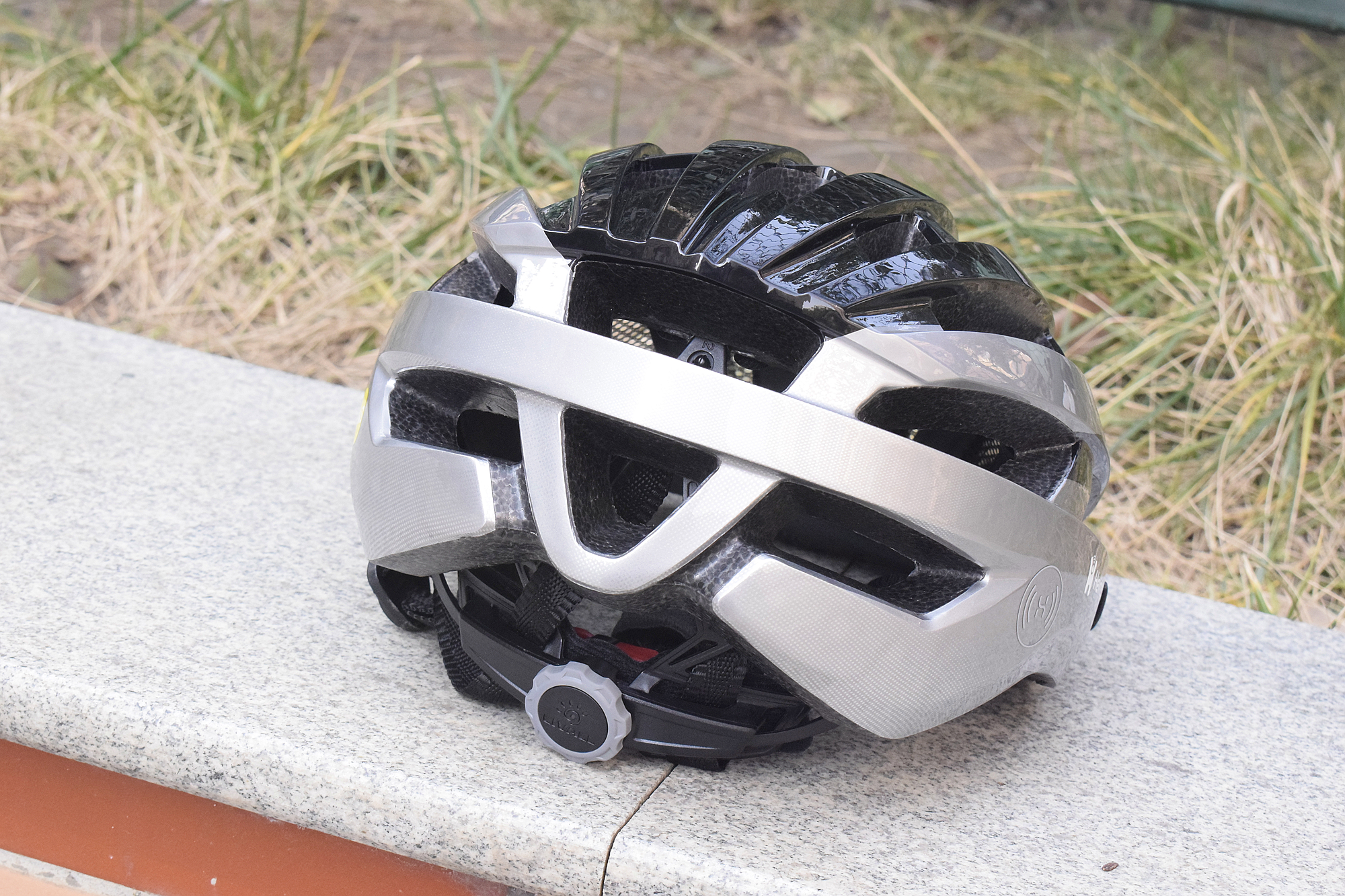 安全骑行，音乐相伴！HelmetphoneMT1Neo智能头盔体验