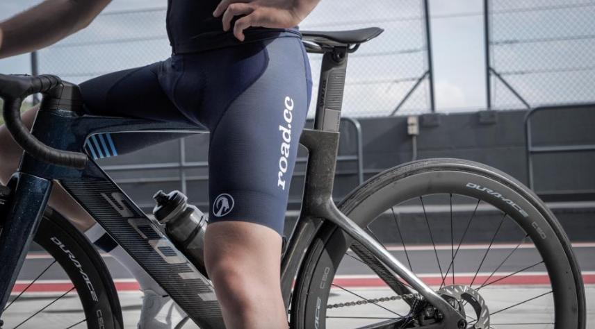 赛场新*器武**多款全新器材装备亮相环法赛场