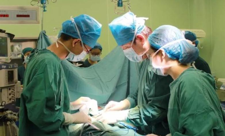 阴阳人有没有存在,阴阳人存在么