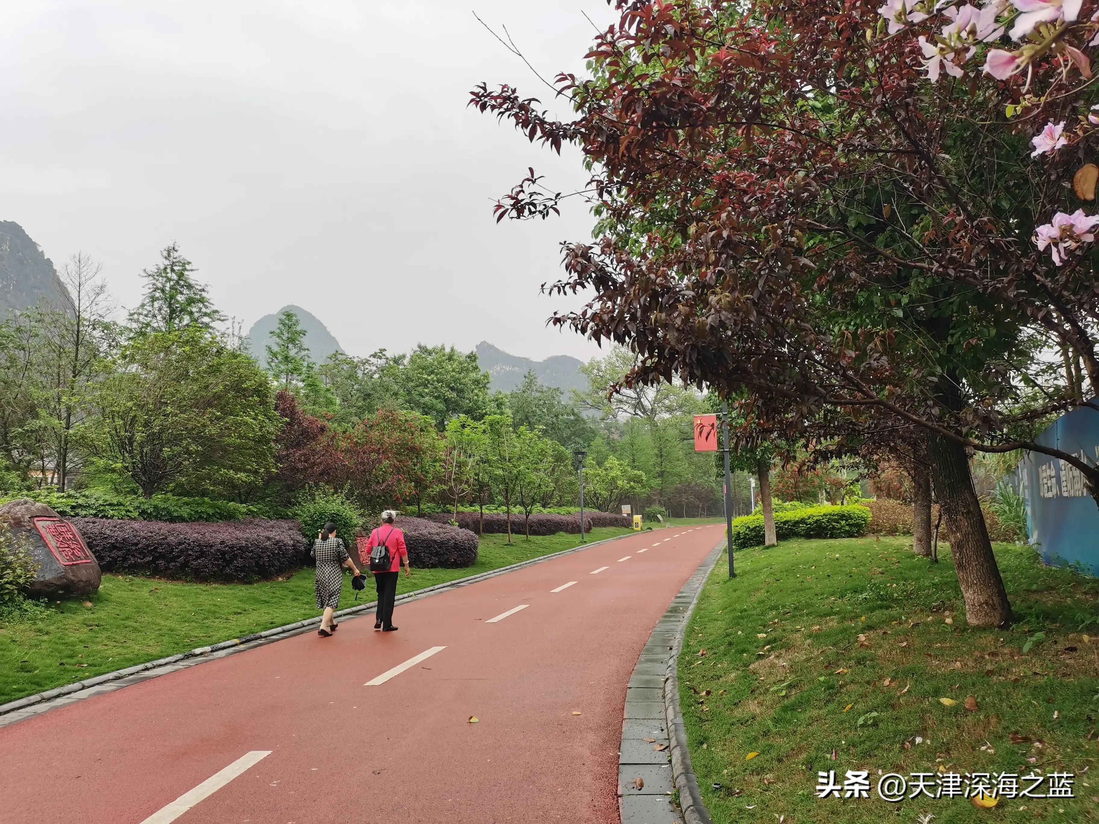 深蓝自由写记录今日的一些片段烟雨蒙蒙的桂林
