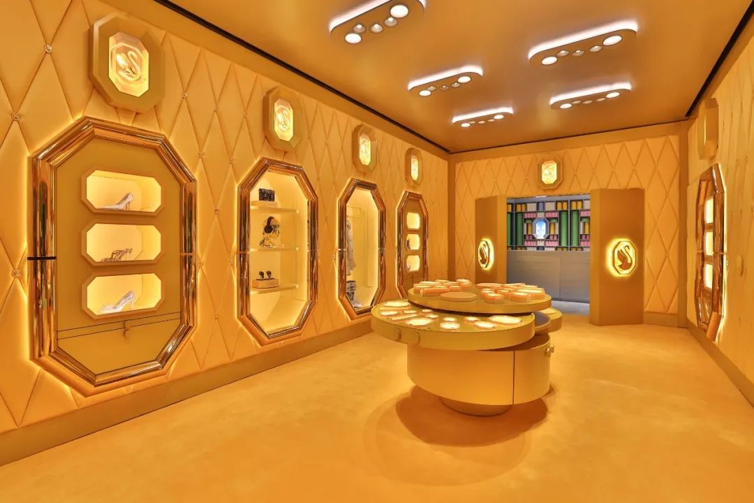 工业旅游，施华洛世奇摆脱疫情和网购冲击的绝招