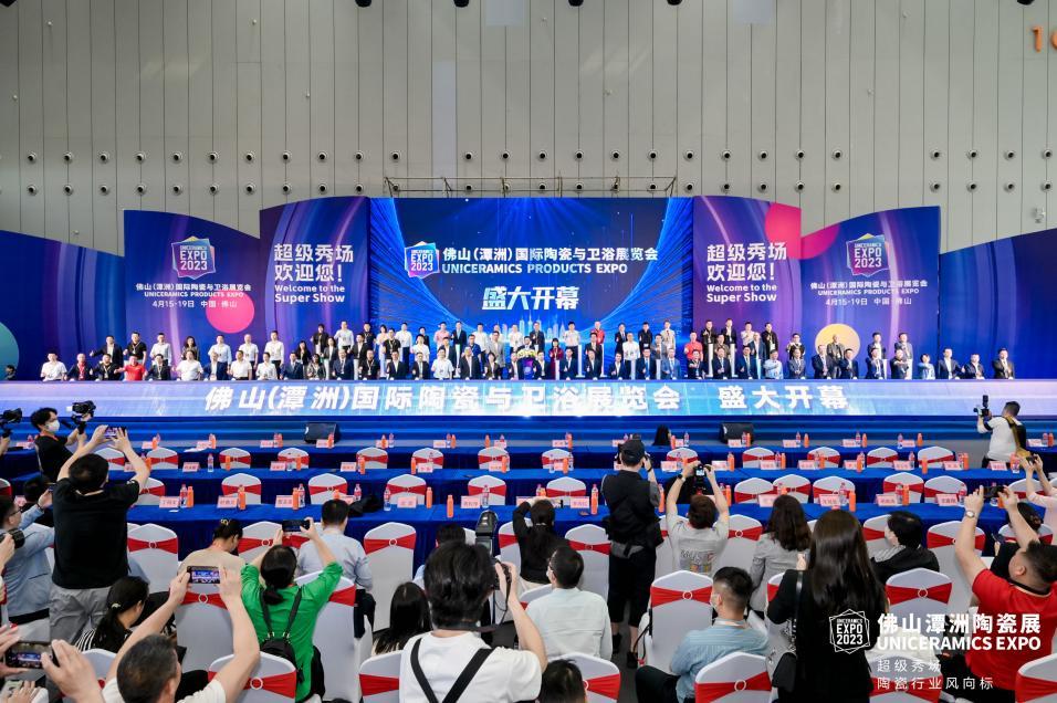 德堡金颐低碳瓷砖胶携多款新品燃爆2023潭洲陶瓷展