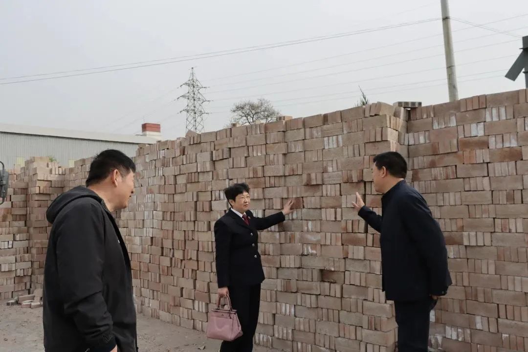 走进法治天地的英文,走进法治天地的内容