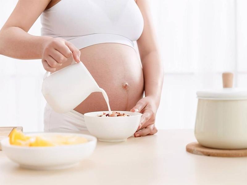 孕妇吃黑色食物对胎儿有影响吗,孕妇吃寒性食物对胎儿有什么影响