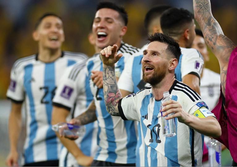 阿根廷vs荷兰点球马丁内斯,阿根廷晋级梅西走向马丁内斯