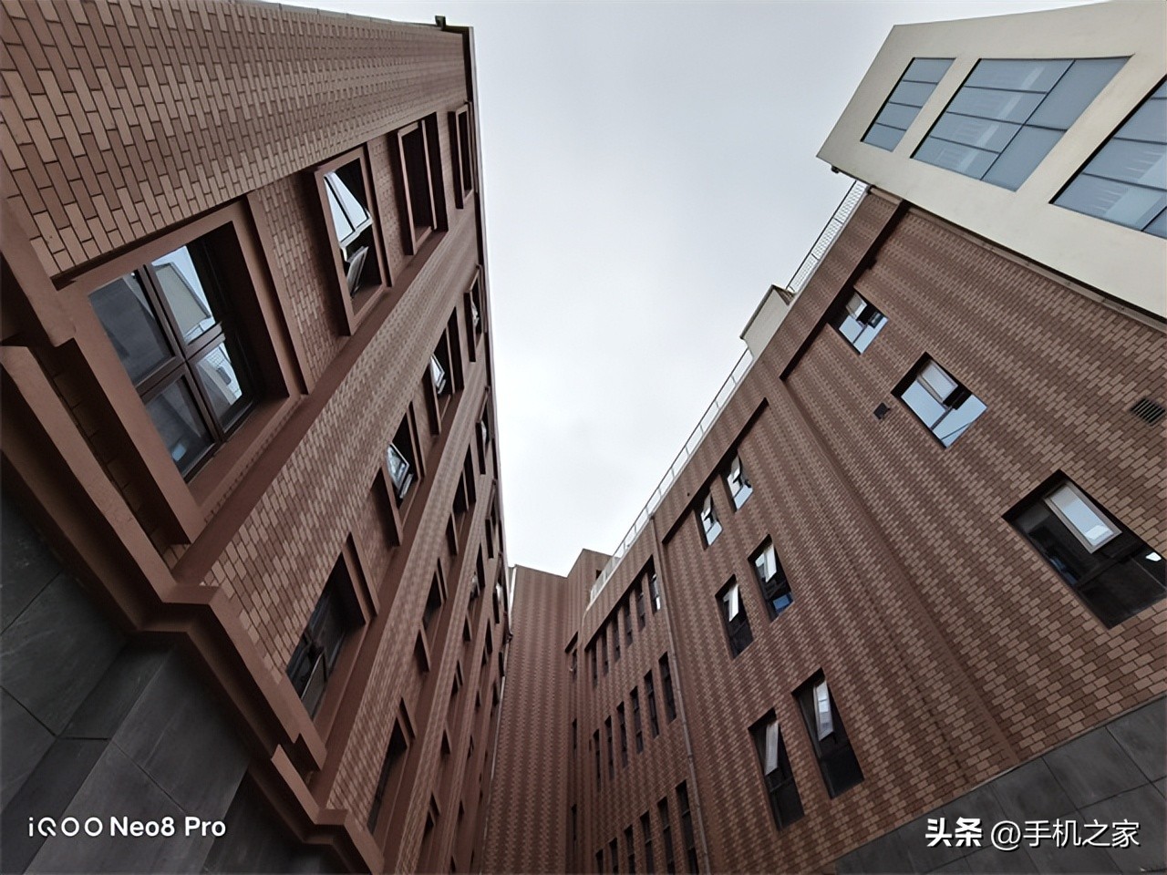 iqooneo8pro评测,iqoo8neopro最新评测