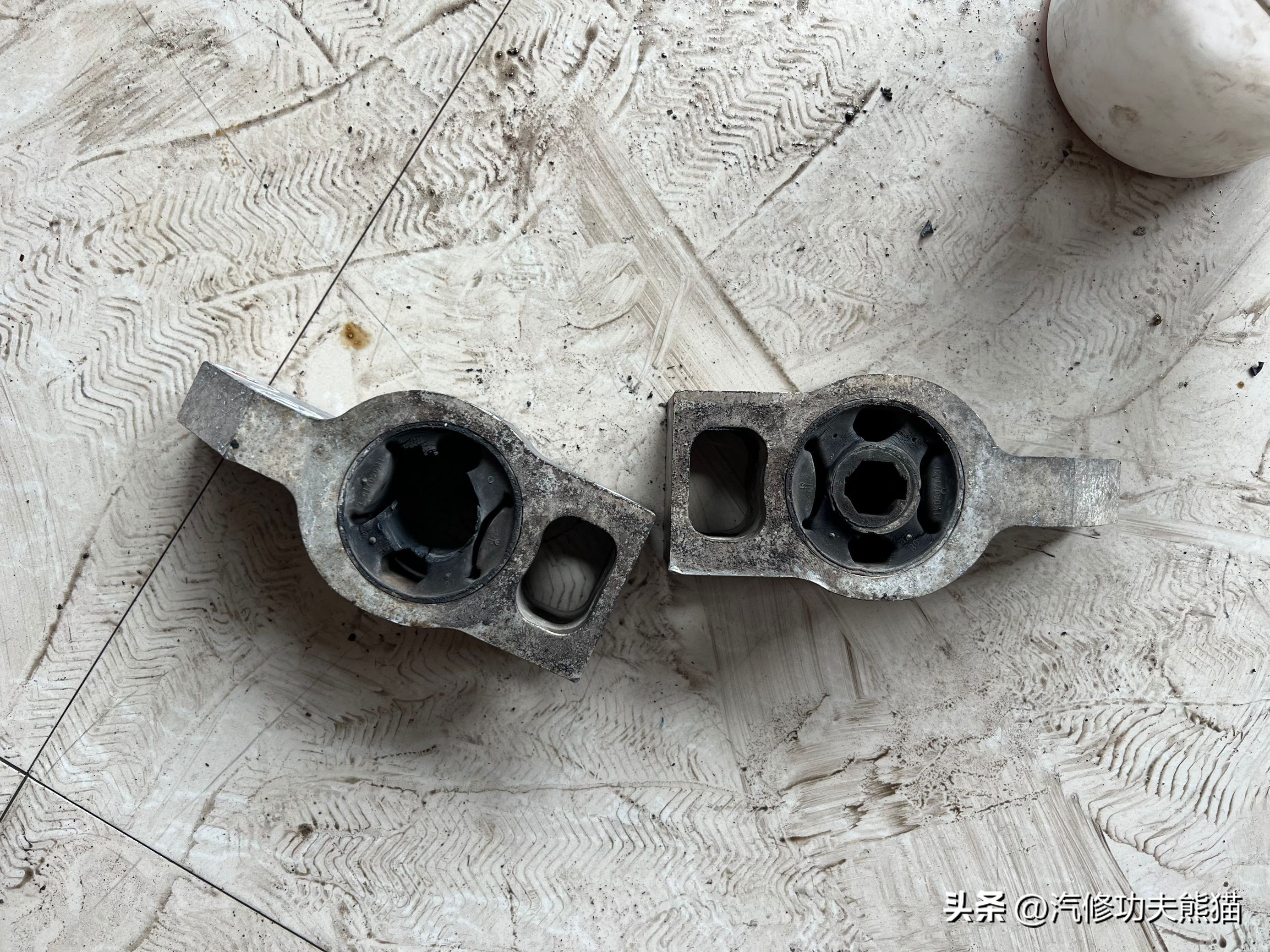 大众途观l2.0t2022保养复位,途观l2017款380tsi四驱豪华版保养