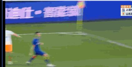 中超最新的手球争议判罚,两场中超两个越位争议