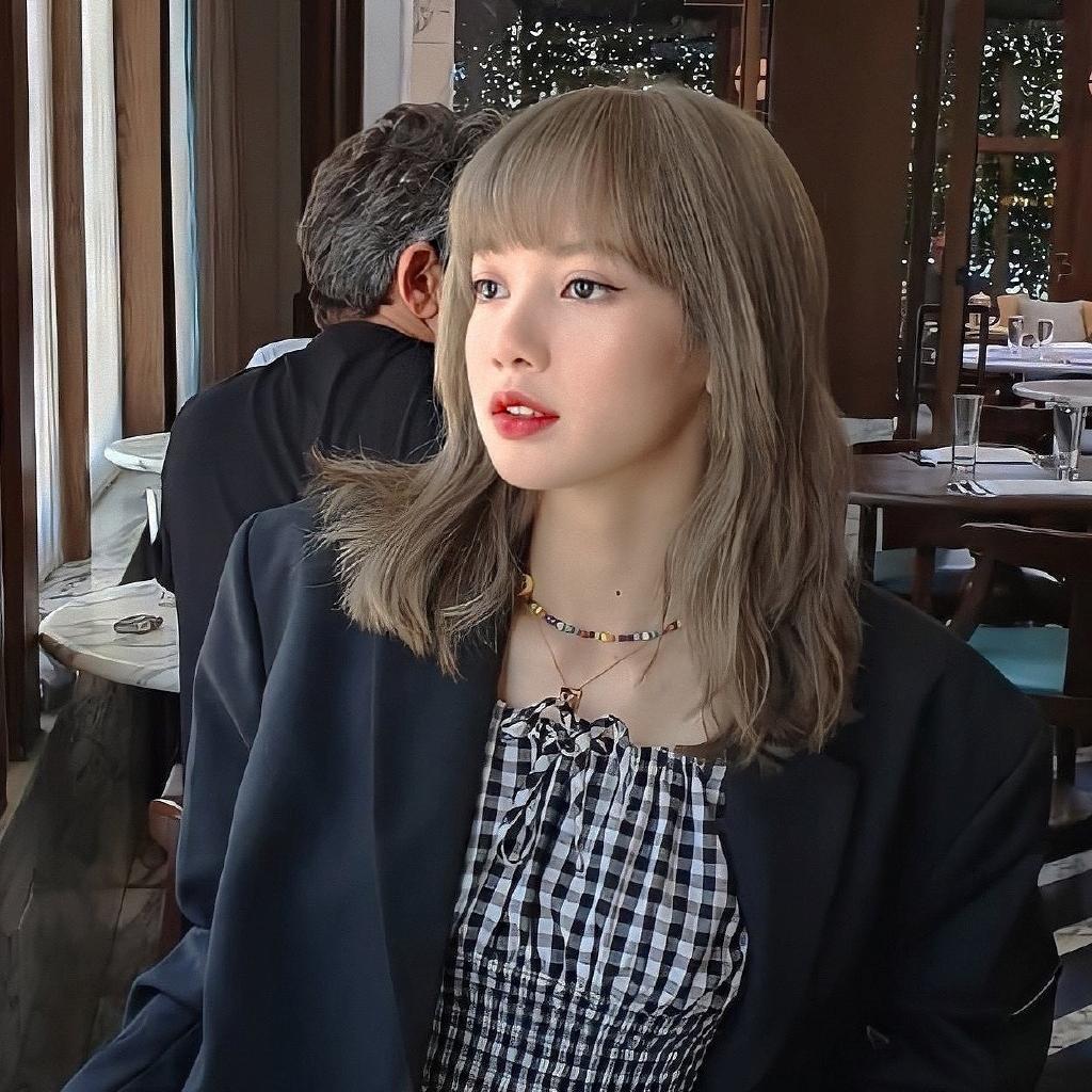 王心凌同款刘海哪些脸型不能剪,王心凌同款刘海齐刘海可以剪吗