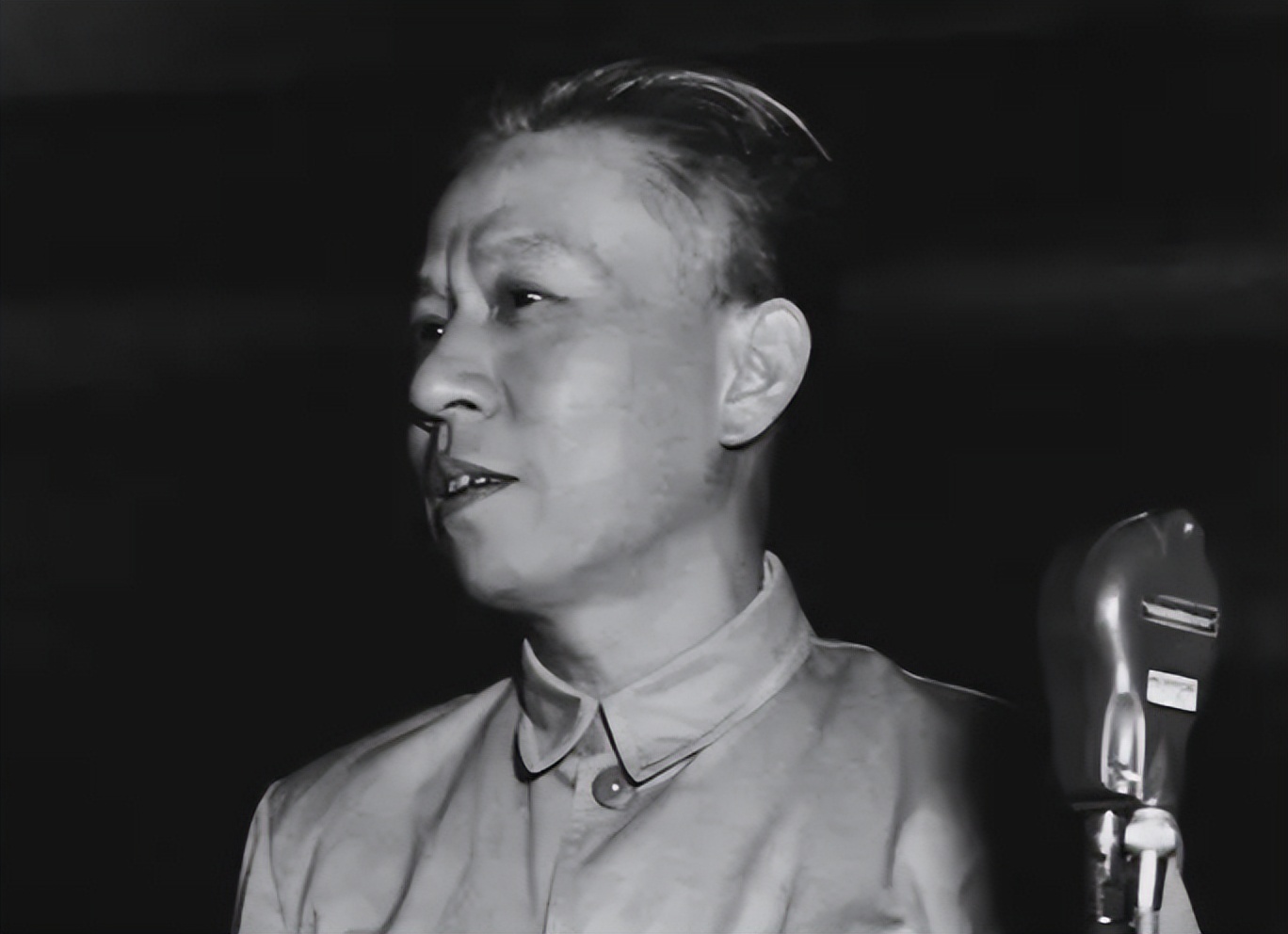 *少奇刘**秘密访苏遇到意外情况,高岗查明原因后说:苏联人真迷信