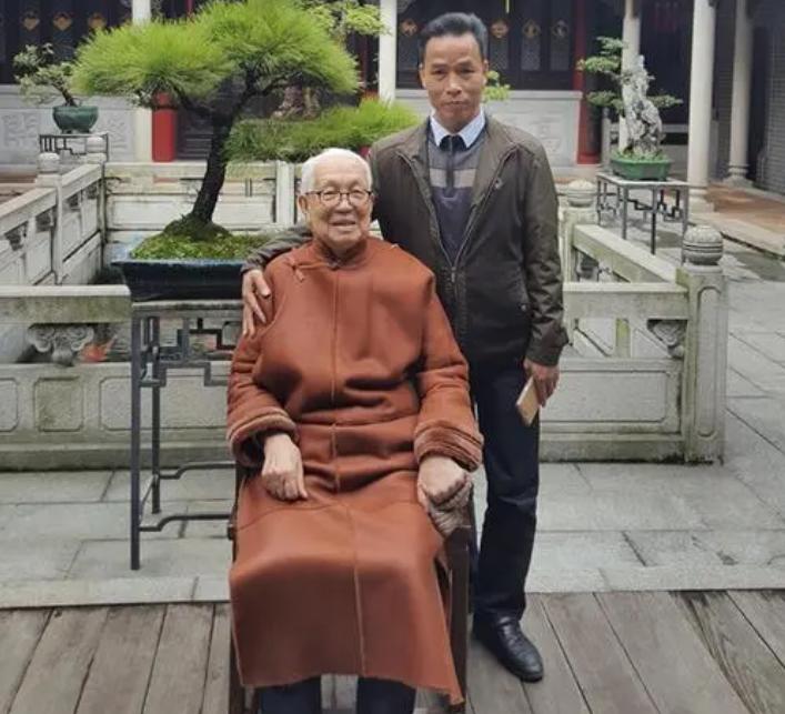 风水大师蔡伯励写的书有哪些,风水大师蔡伯励