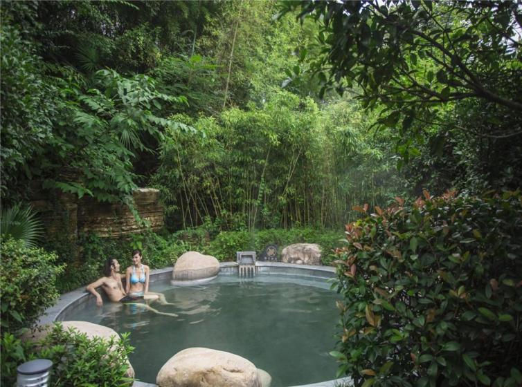 上海附近去哪里泡温泉,上海附近泡温泉一日游攻略