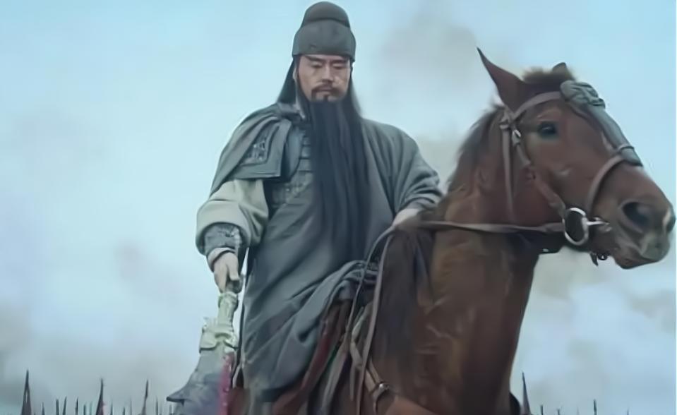 为什么关羽能杀文丑赵云却不行呢,文丑那么厉害却被关羽一刀劈死