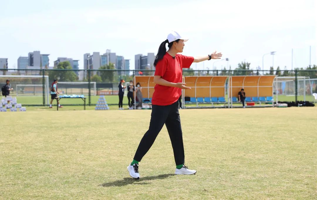 太湖边的足球小玫瑰们正在美丽绽放