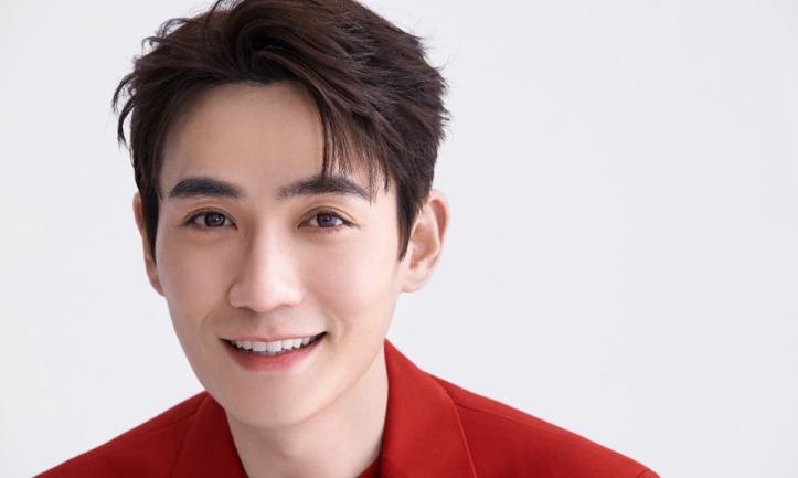 朱一龙在娱乐圈当中的地位如何,朱一龙的文化水平在圈内很吃香