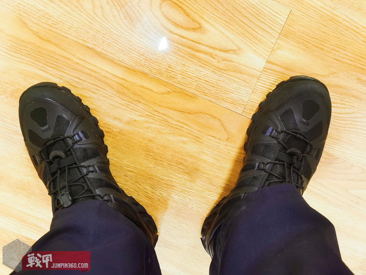 空降到“大秦”上空的萨瓦迪卡