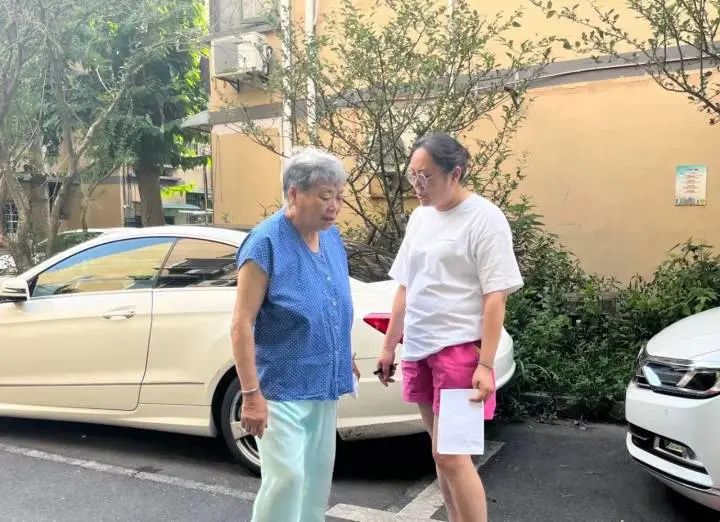 杭州退休独居教授,杭州老教授独居