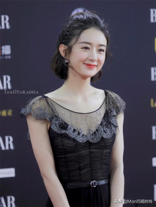 圆脸方圆脸适合长发还是短发,圆脸四方脸适合长发还是短发