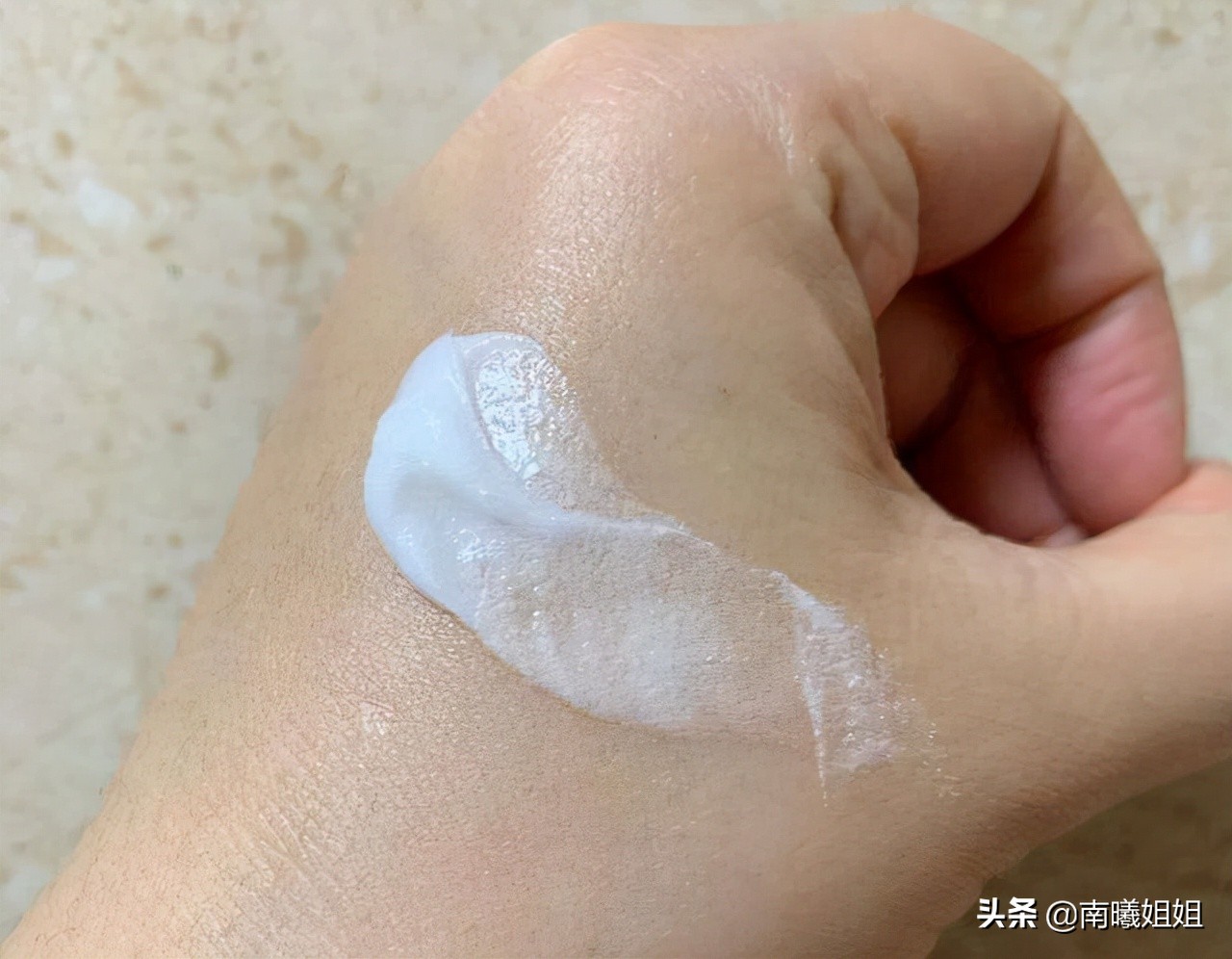 日本必买的万能霜,女生逛超市必买的几样东西