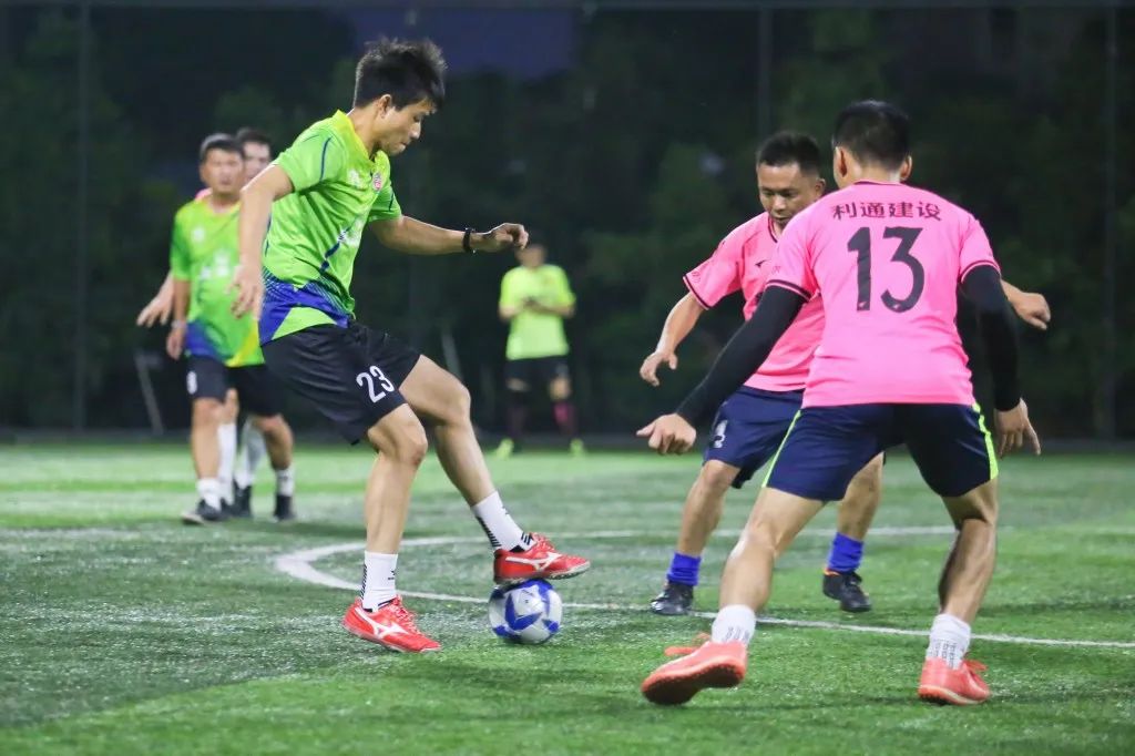 一起足球一起公益,一起为中国足球添砖加瓦