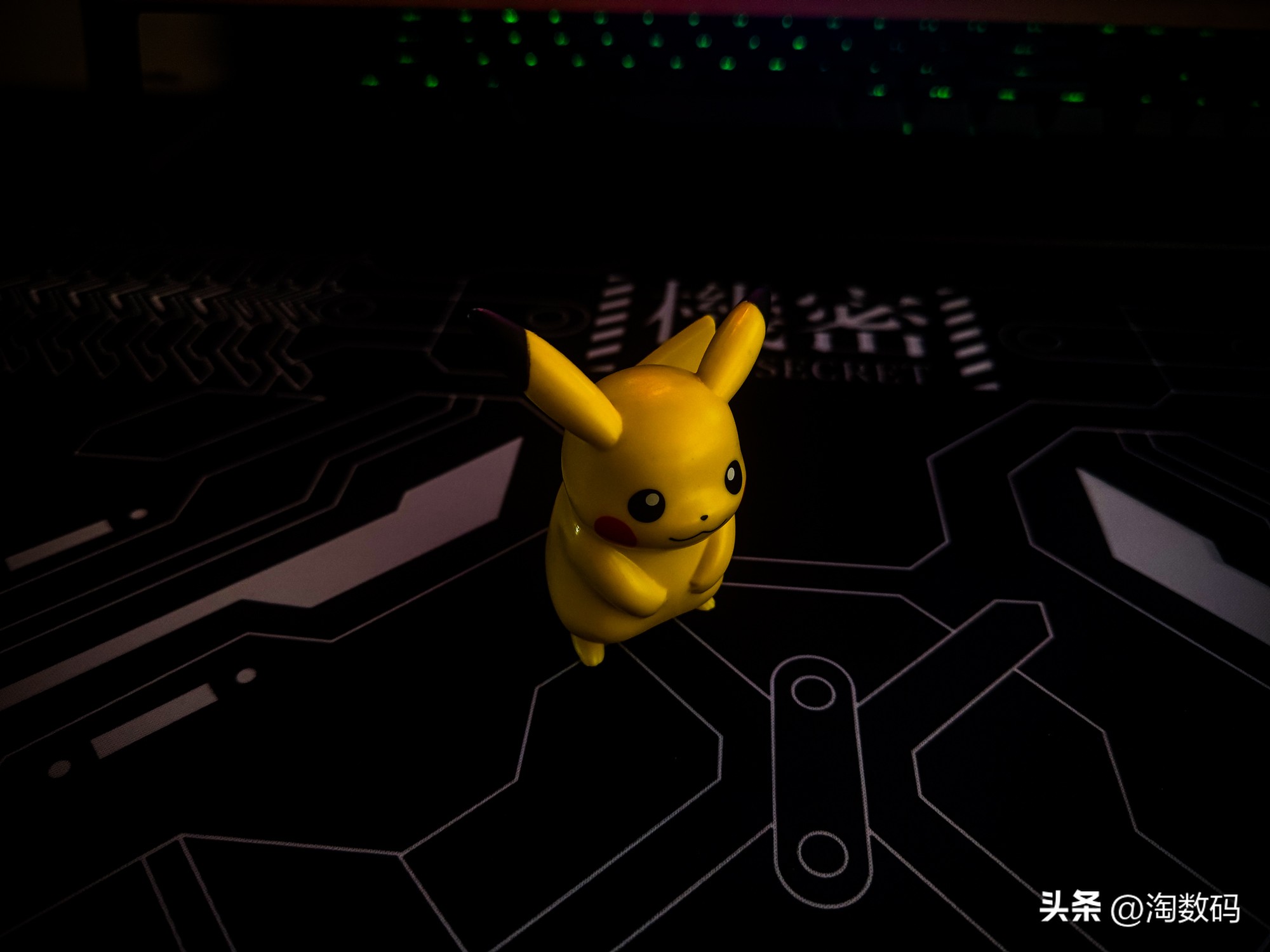 智能台灯拆解测评,无极调光台灯拆解