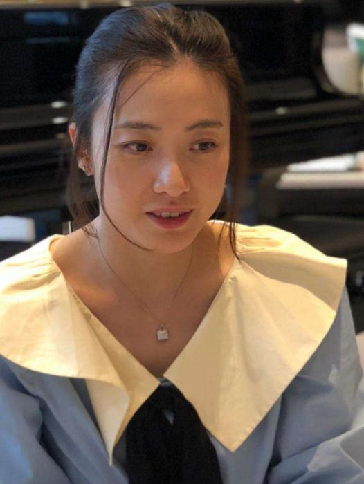 甘比给了刘銮雄一颗肾,让亲生女儿给儿子捐肾