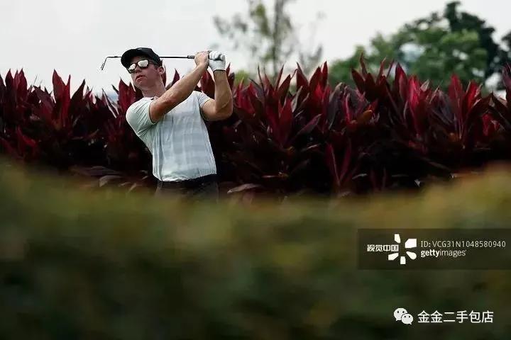 初级高尔夫球员用什么杆比较好,高尔夫业余选手应该都有什么杆