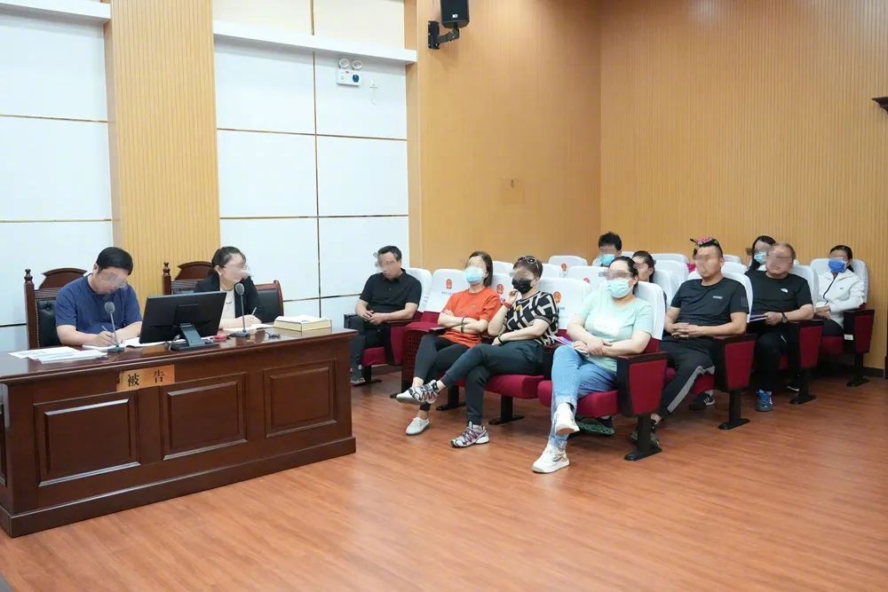 小区排水管堵塞造成损失谁担责,高层下水道堵了造成损失如何起诉