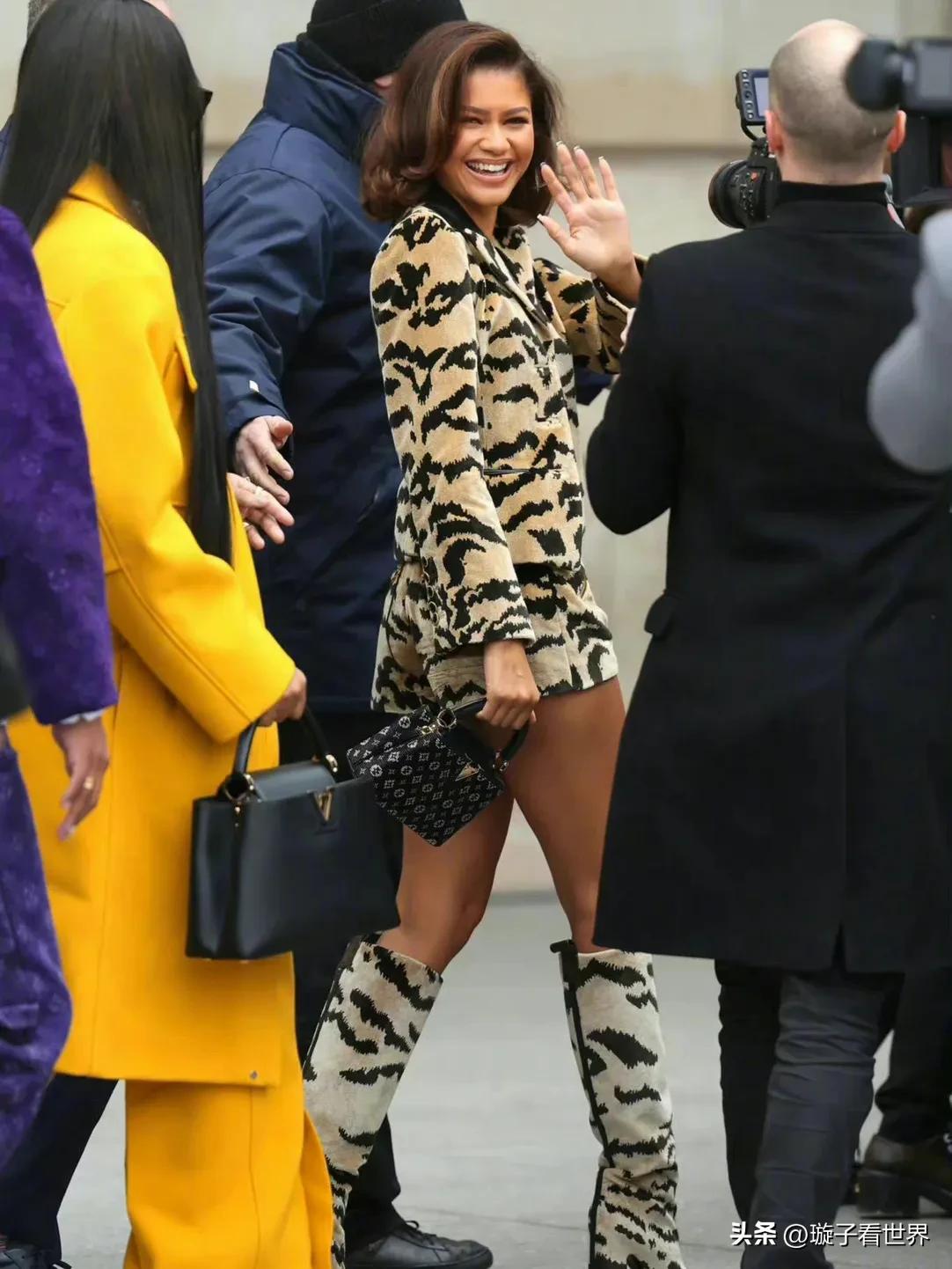 巴黎时装周lv演唱会,巴黎时装周lv绿头发