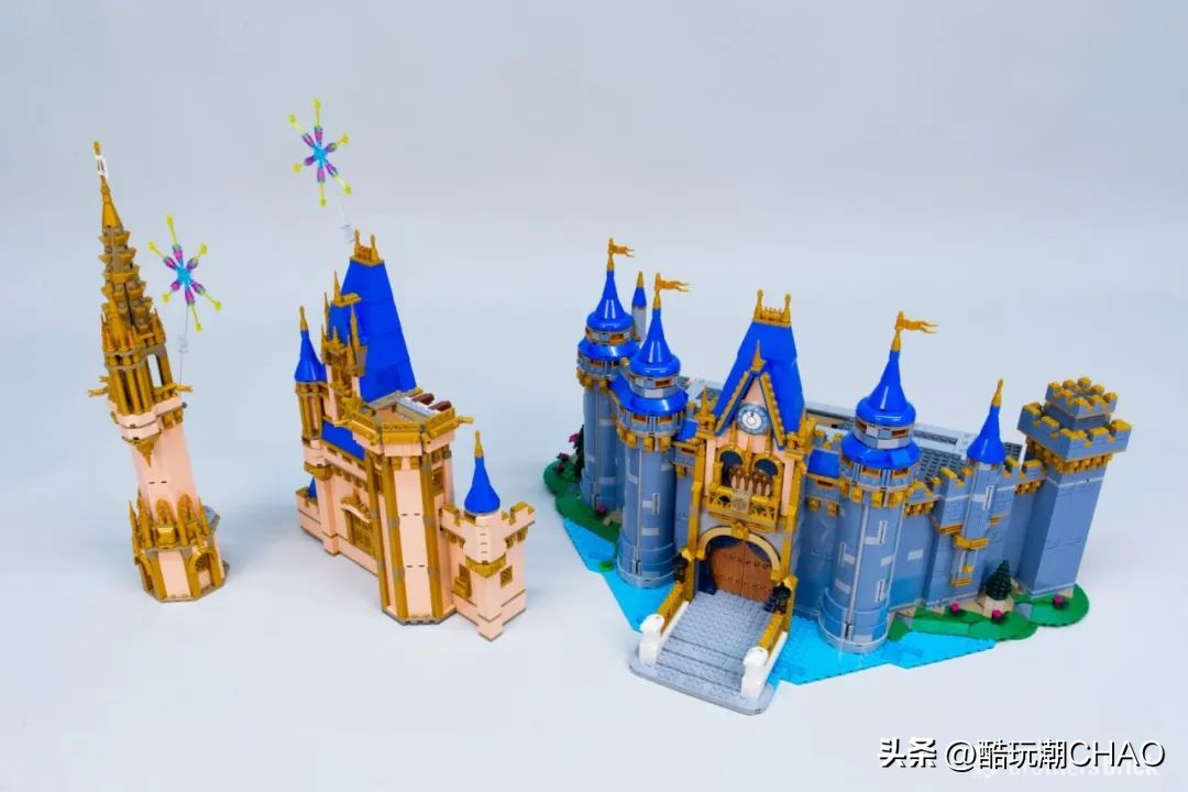 和迪士尼城堡一样高的乐高,和迪士尼乐园相似的城堡