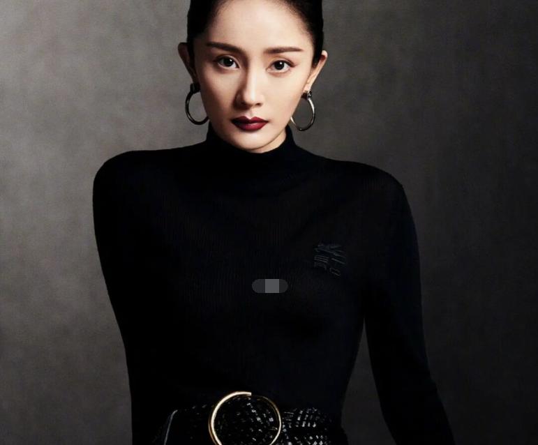 杨幂最新封面写真曝光,杨幂黑色时尚封面