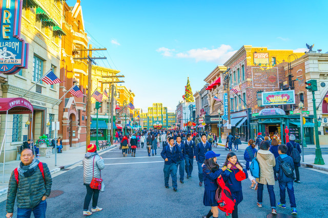 美国寄快递到上海要多久,美国寄快递到香港要多久