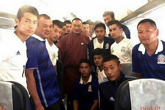 世界上最弱的一支球队,谁是世界最强球队