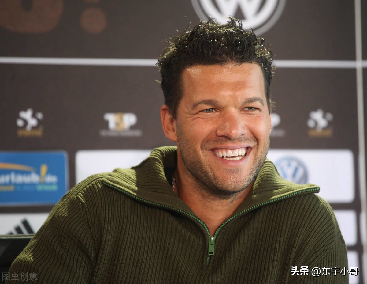 大罗评选足坛历史最佳11人,罗纳尔多个人冠军