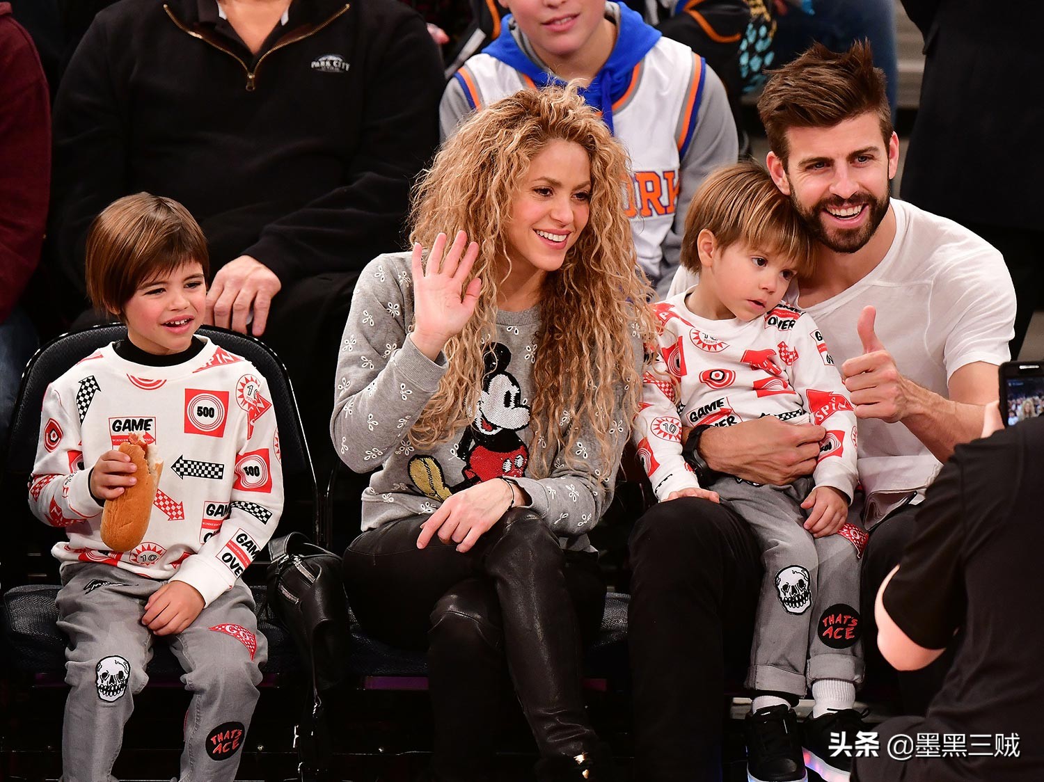 爱得疯狂也有罪?繁华过后是落寞,“电臀女王”夏奇拉分手了