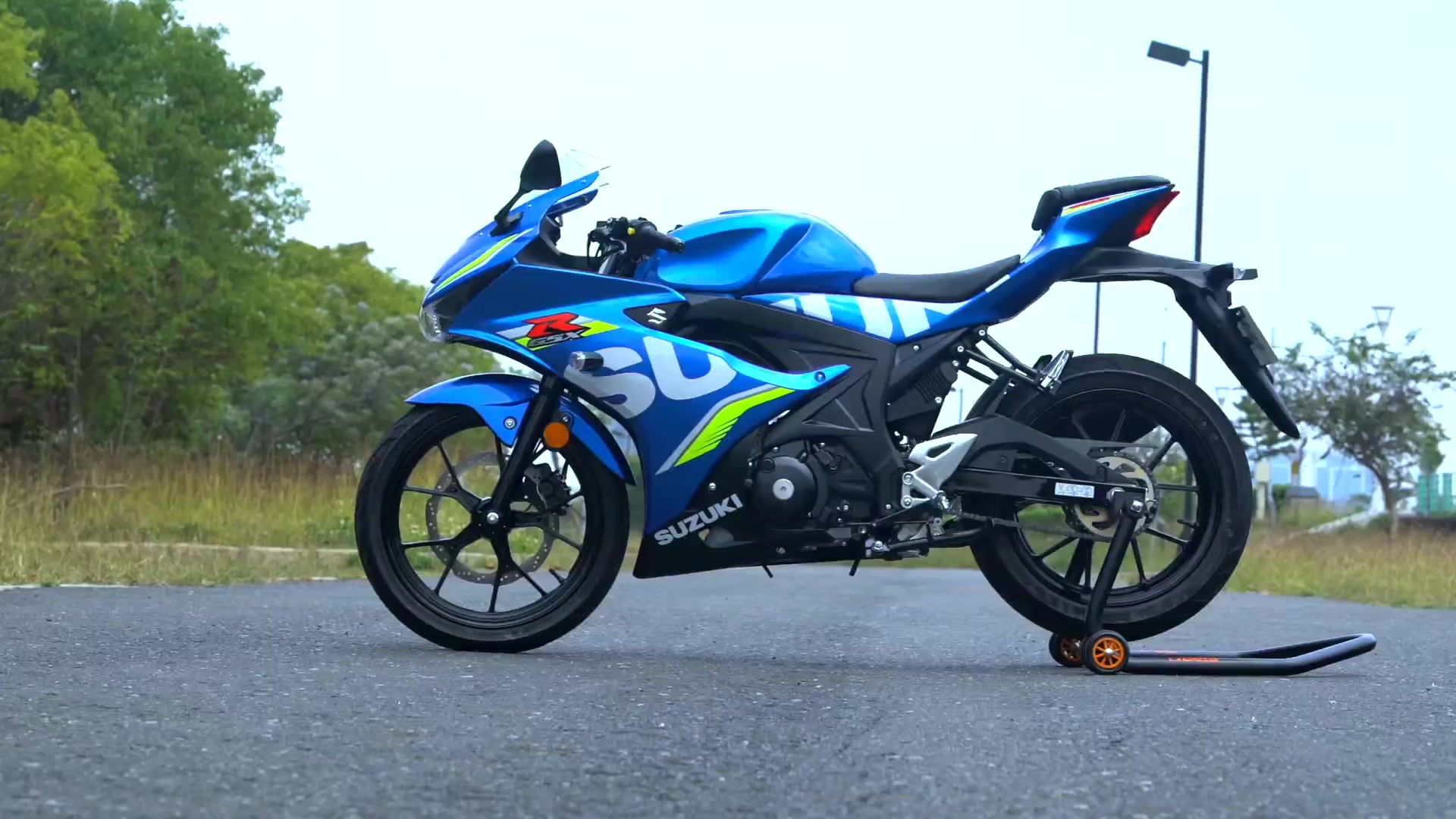 豪爵铃木gsx一年能亏多少钱,铃木gsx保值神车