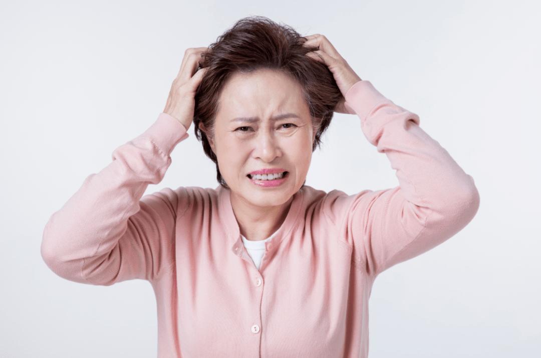 围绝经期出汗吃什么中药最好,啥是围绝经期头出汗