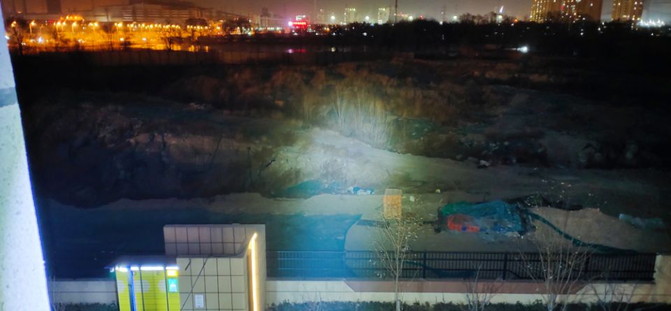 长续航探照灯户外便携,户外探险大泛光手电