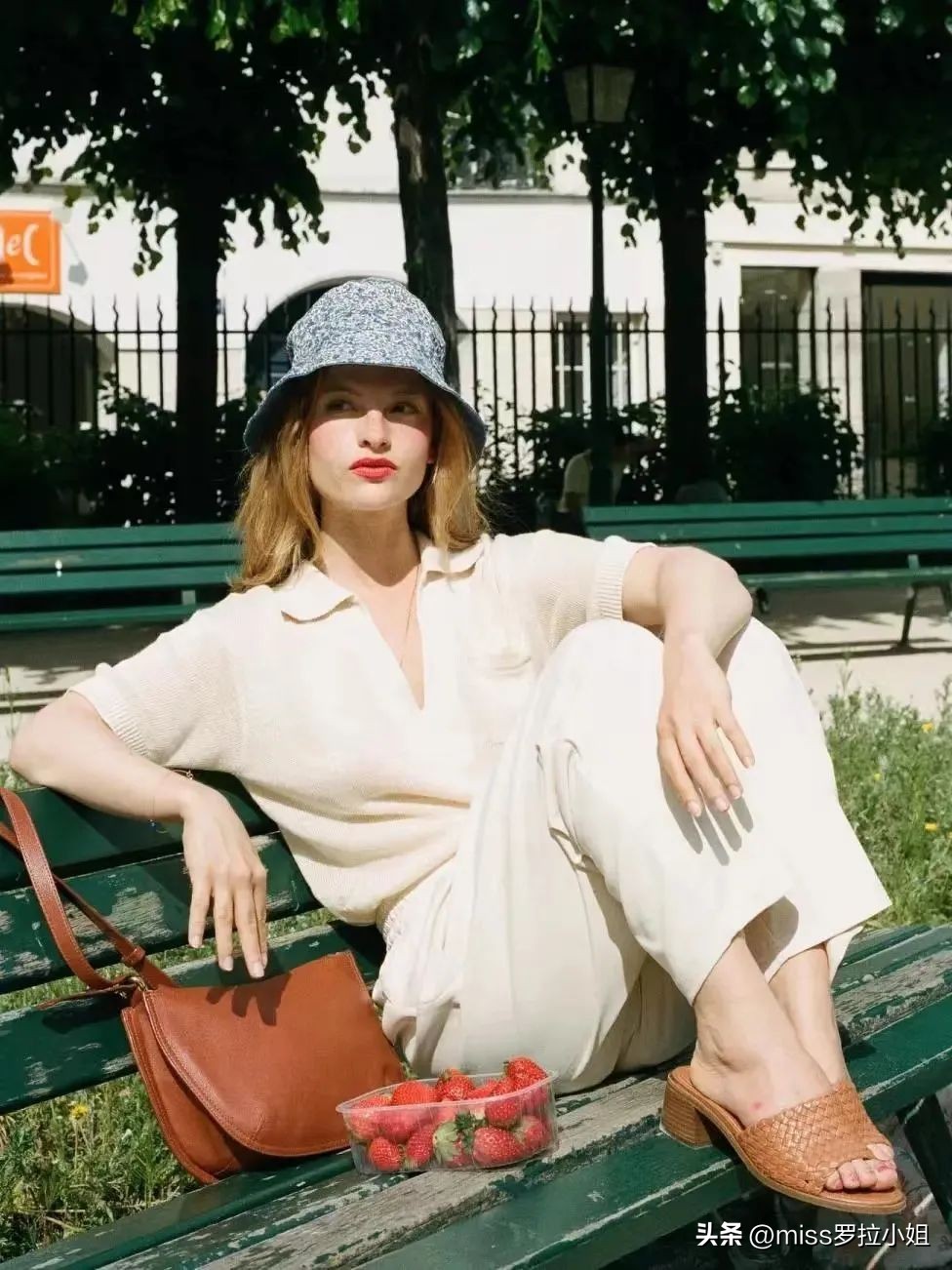 小个子雪纺v领上衣质感,女生穿搭ins高级质感上衣