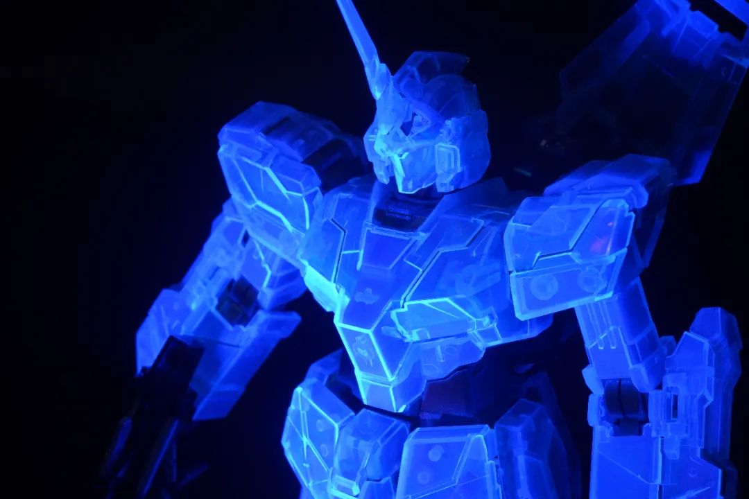 mg独角兽开箱,东京限定彩透独角兽