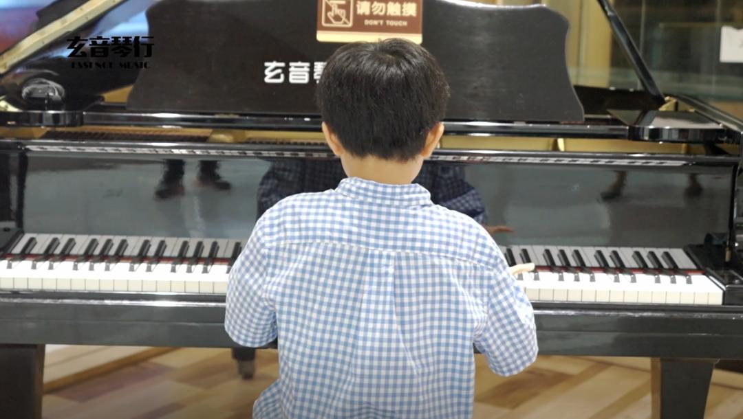 玄音之声响亮星海|学琴3年，8岁少年二次获奖