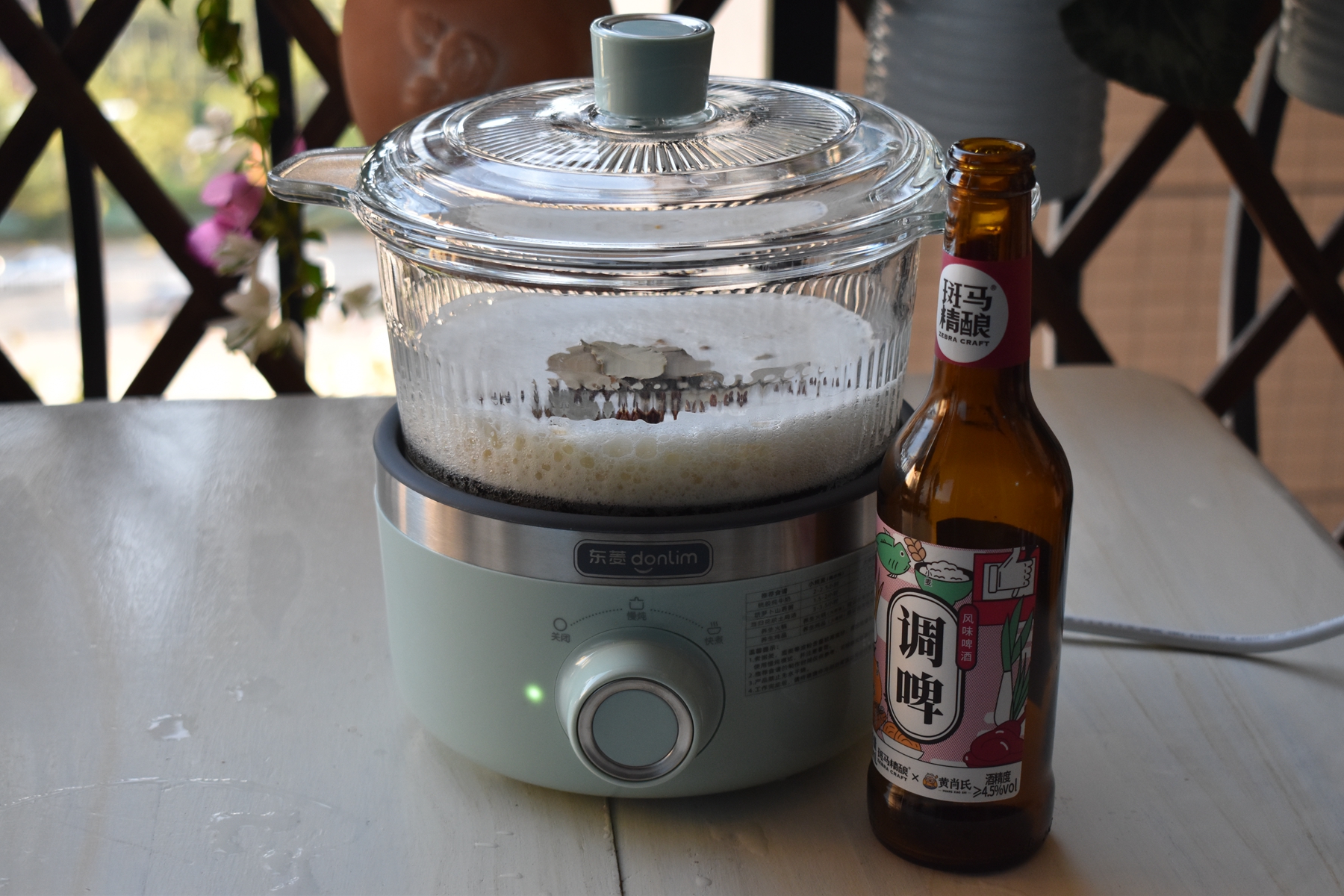 卤鸡蛋可以放在卤水里面泡一夜吗,卤鸡蛋可以一直在卤水里泡着吗