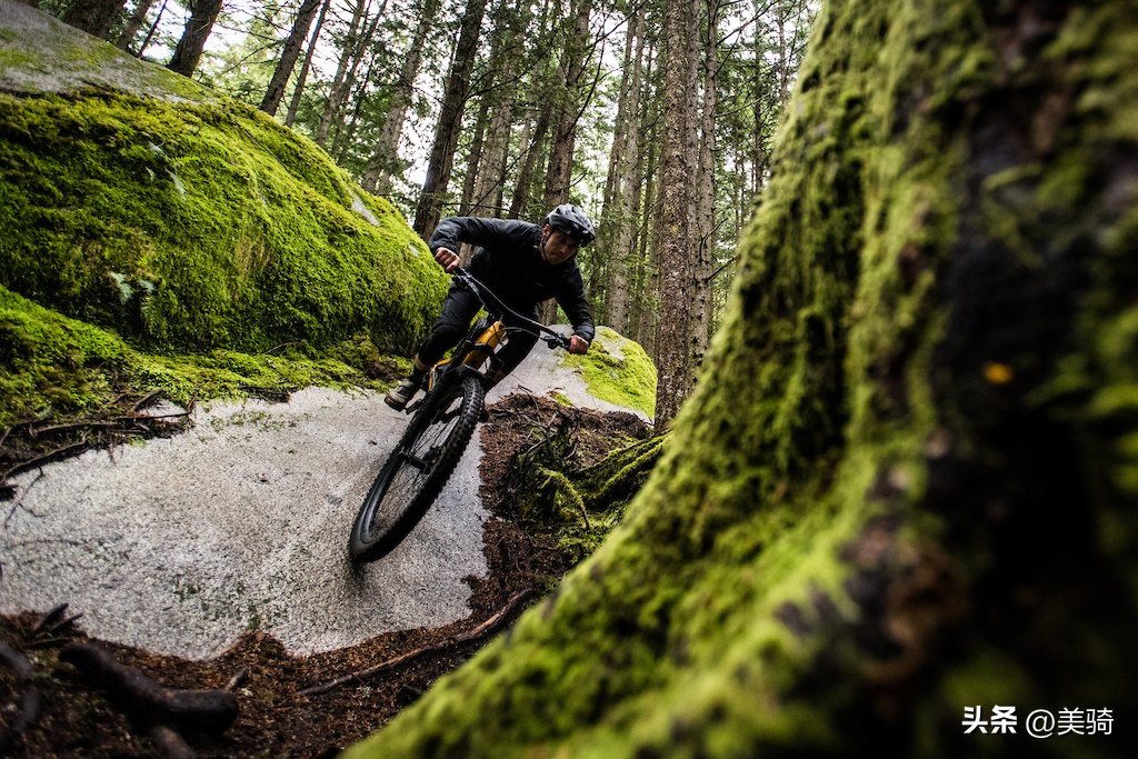 全新电机极致轻巧静音TrekFuelEX-e电助力山地车